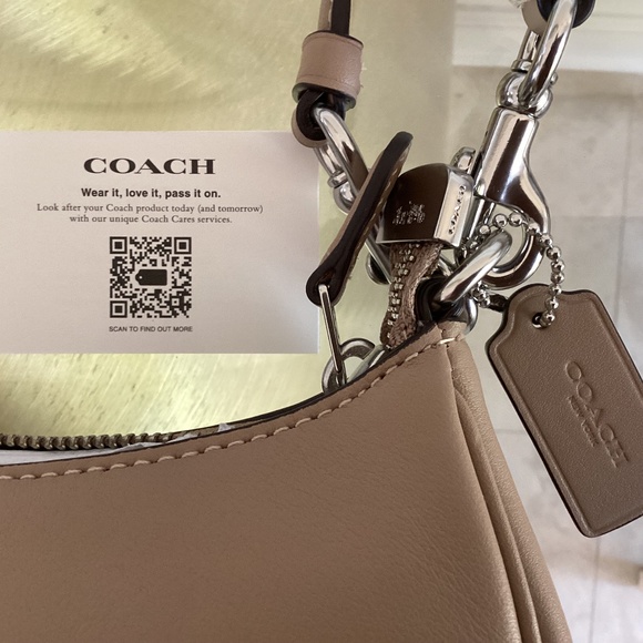 Coach Teri Silver/Taupe/Beige Smooth Leather Shoulder Crossbody Bag CR099 NWOT - Picture 5 of 16